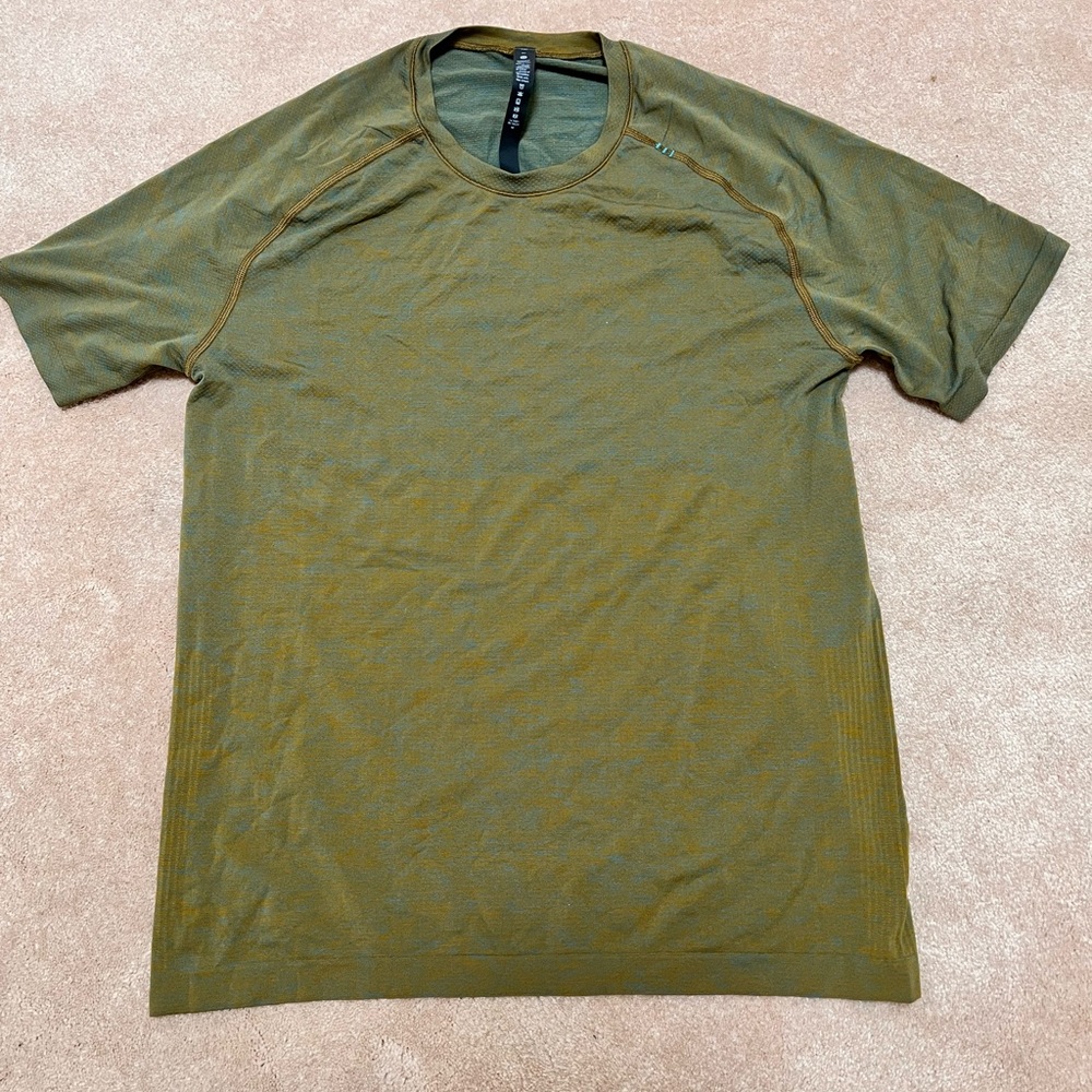 Lululemon metal vent tech shirt in gold blue melange